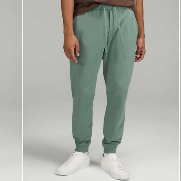 Lululemon Size M City Sweat Joggers Pants Tidewater Teal Athleisure M5AJTS - Picture 1 of 6